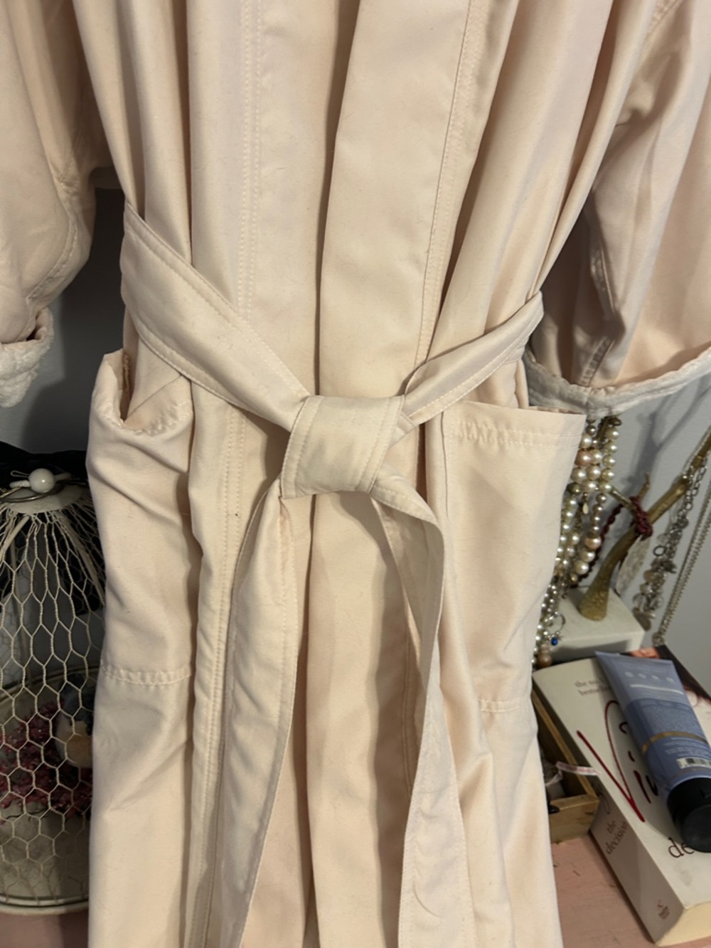 Embroidered Cream Spa Robe with Belt - Picture 8 of 9